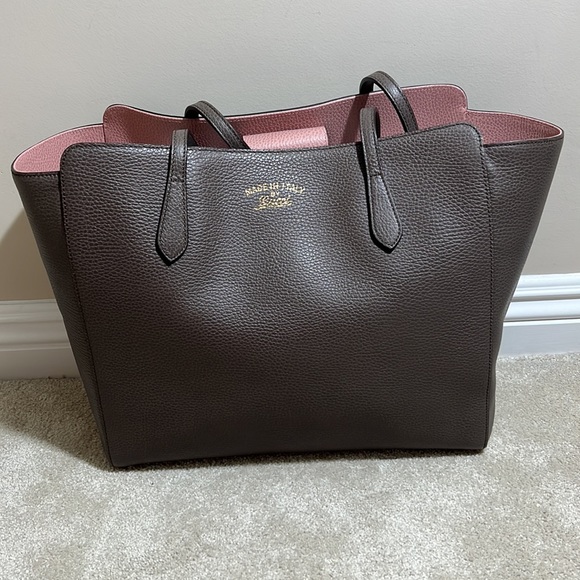 Brand new Gucci swing tote - Picture 1 of 5